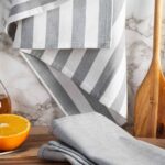 Medvilninių rankšluosčių komplektas KARIN (kurima.lt)